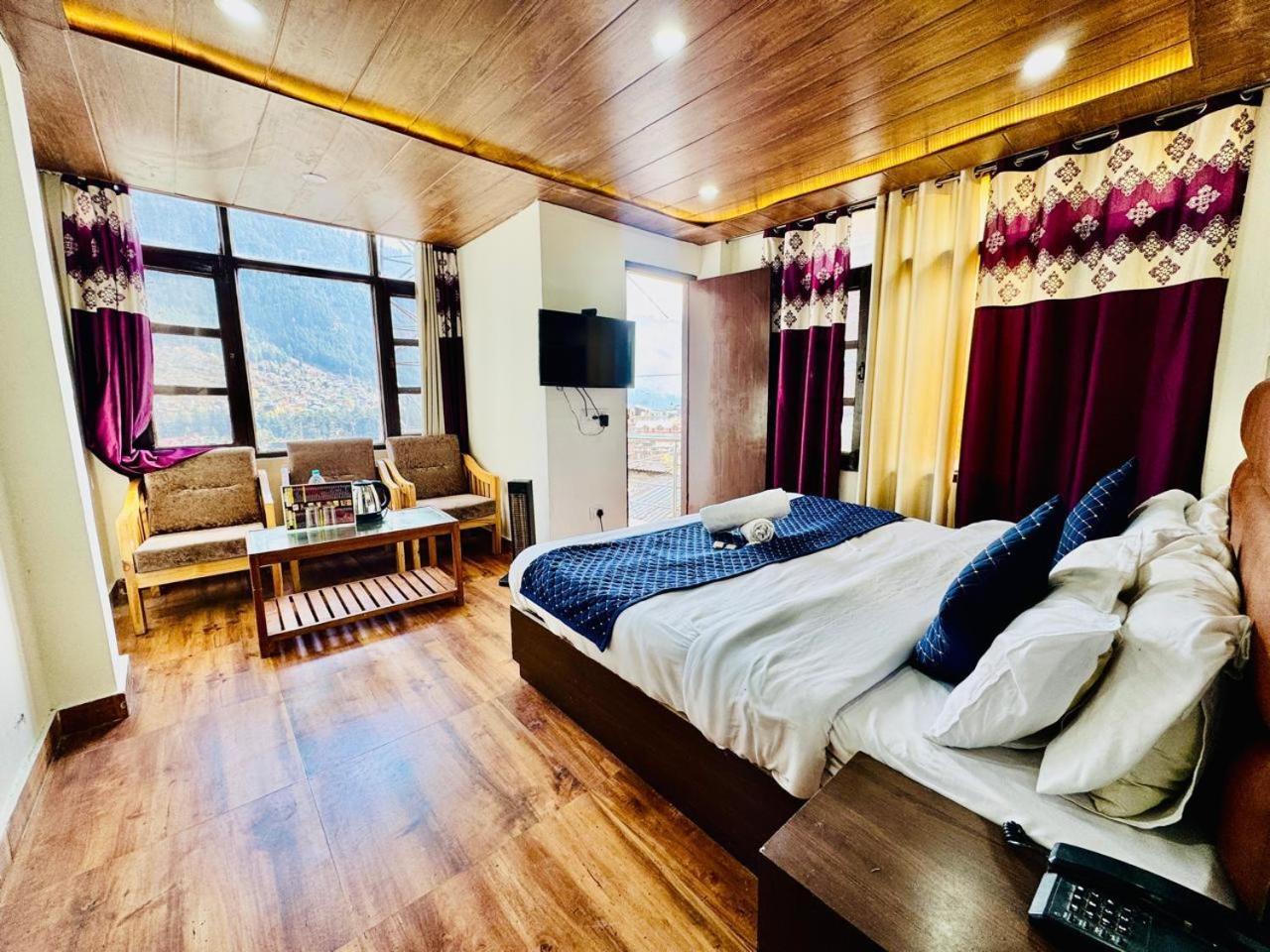 Royal Majestic View Point Lodge Manāli Eksteriør bilde